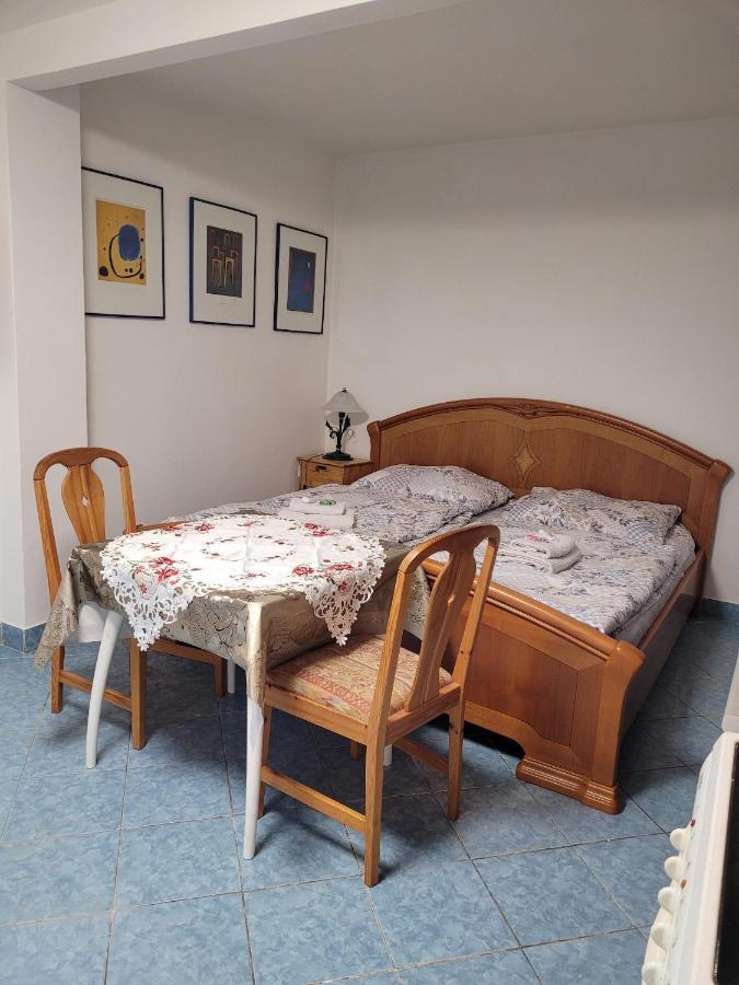 Penzion Duong Apartments Karlovy Vary Kültér fotó